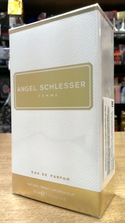 Angel Schlesser femme